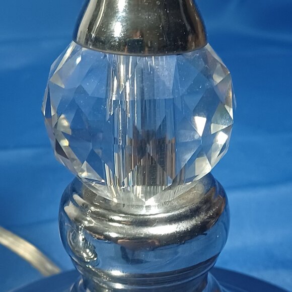 Vintage Hollywood Regency Crystal Ball Lucite Lamps Set Chrome Hardware … - Picture 11 of 11